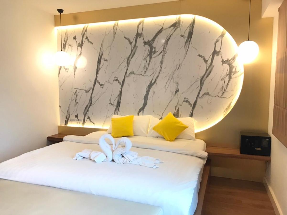 La La Moon Krabi Poshtel'N' Pool Acomodação com café da manhã Exterior foto